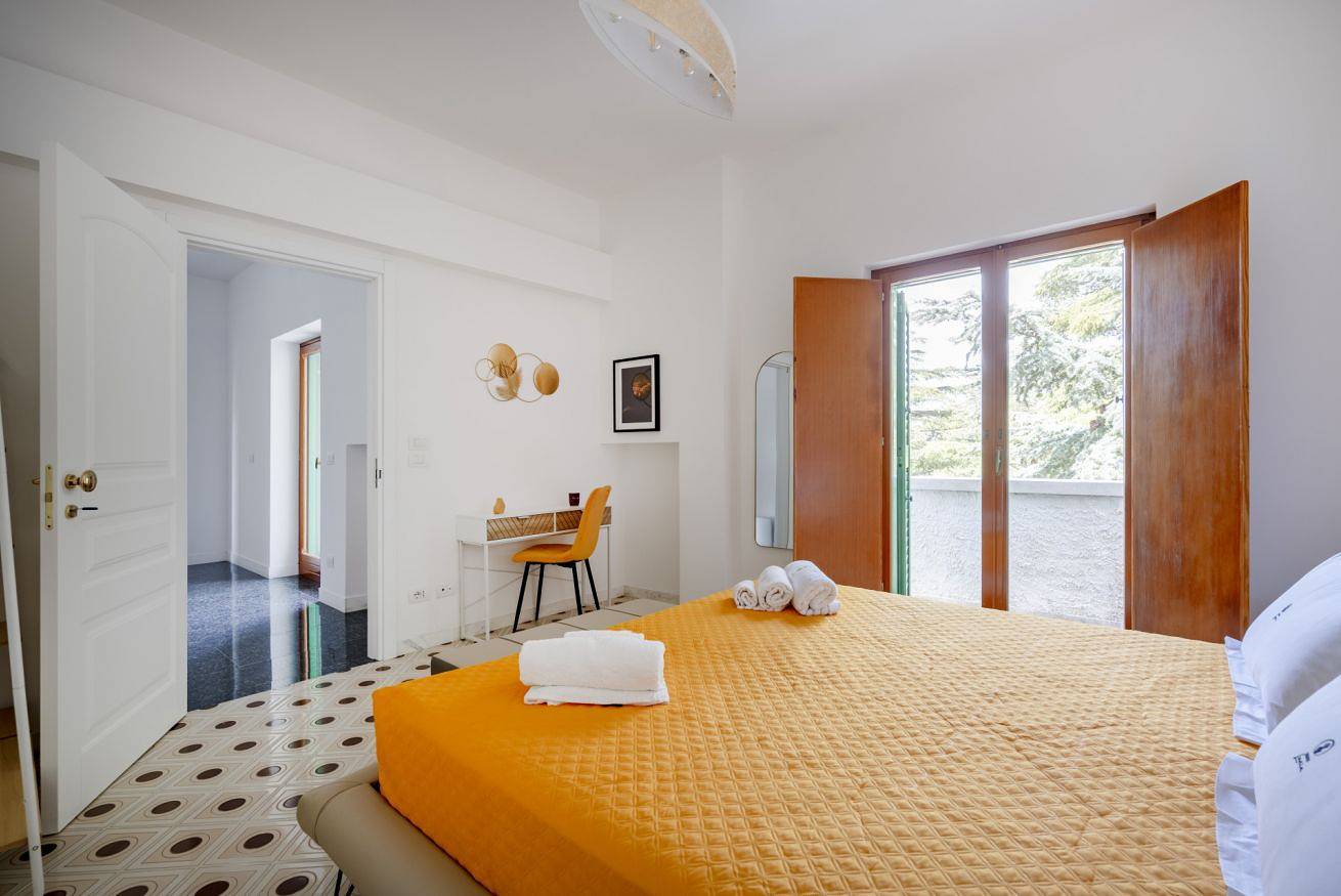 Appartamento intero, Guesthost - Borgo Lucia: Gelsomino Room in Fasano, Salento