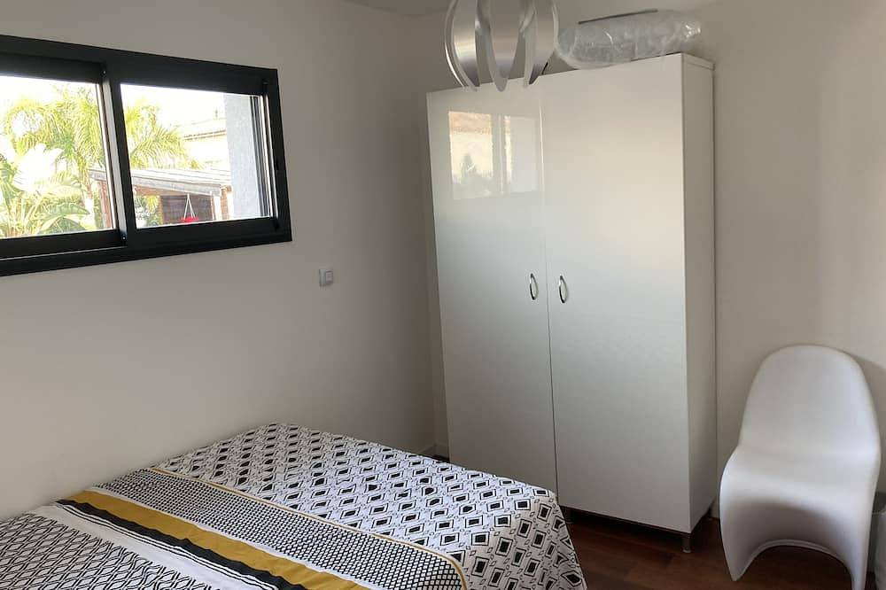 Comfortable villa between Hyères and Carqueiranne, for rent from Saturday to Saturday in La Moutone, La Crau