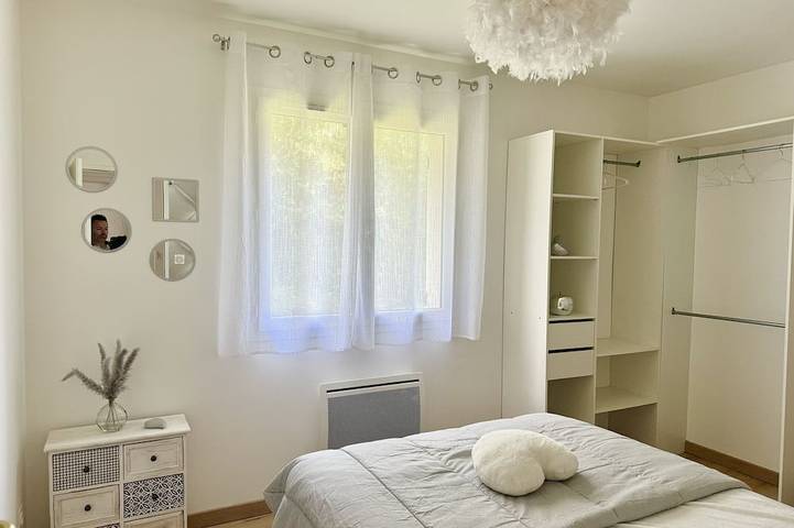 Location de vacances pour 6 personnes, avec terrasse et jardin à Notre-Dame-de-Sanilhac - 3