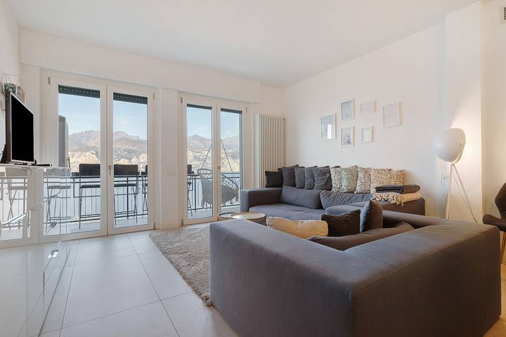 Ferienwohnung für 6 Personen, mit Balkon und Seeblick