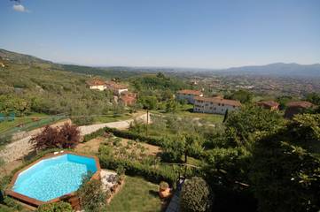 Agriturismo per 6 Persone in Lucca, Provincia di Lucca, Foto 1