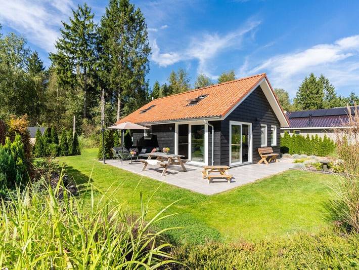 Vakantiehuis voor 4 personen, met Terras en Tuin in Spier