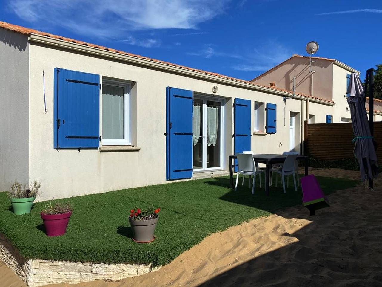 Angenehme Villa 700m vom Strand entfernt in Longeville-sur-Mer, Vendée