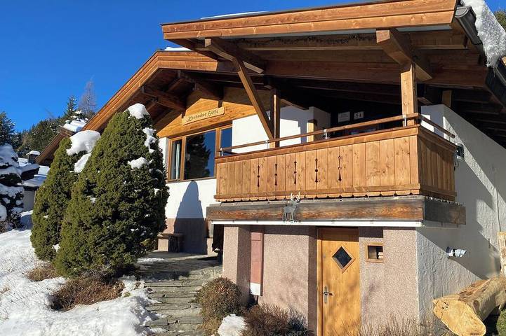 Hütte für 6 Personen, mit Terrasse in Konigsleiten