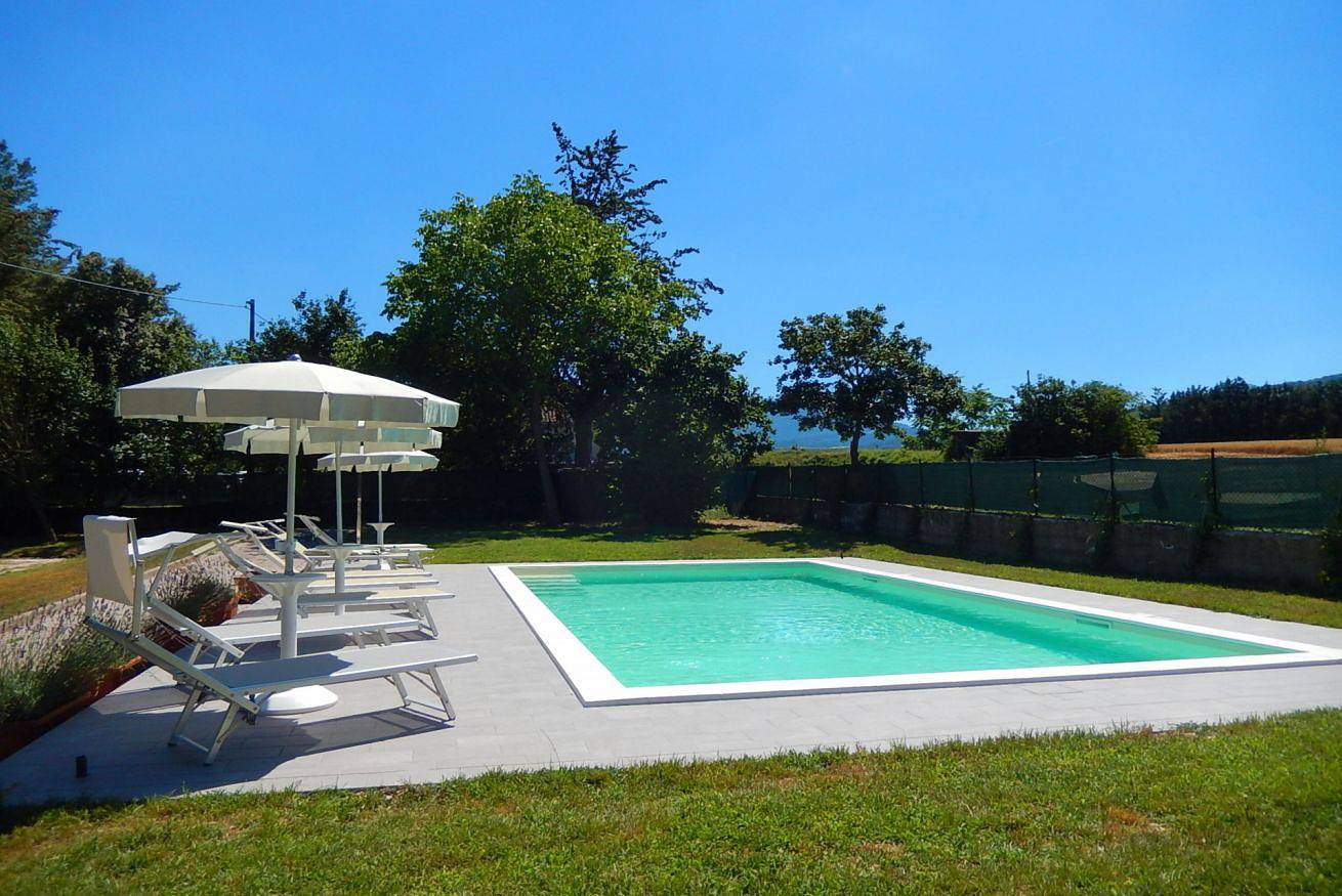 Villa Smirra by Mmega in Cagli, Valle del Metauro