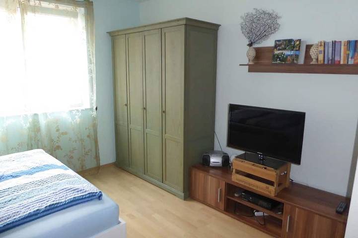 Ferienwohnung für 4 Personen, mit Terrasse in Ludwigshafen - 2