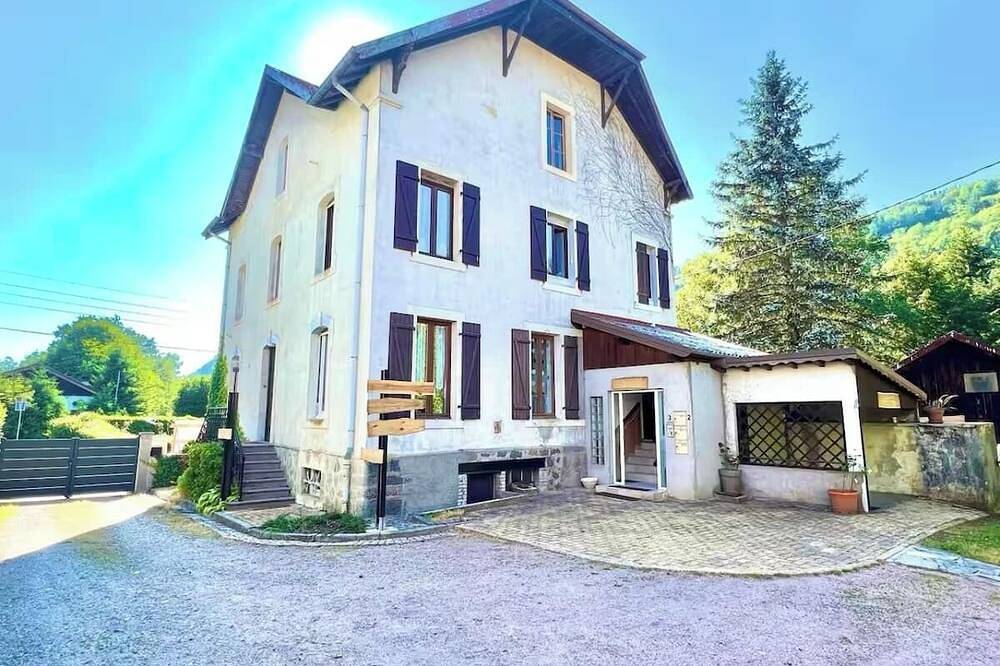 Maison De Vacances pour 20 Personnes dans Cornimont, Région d'Épinal