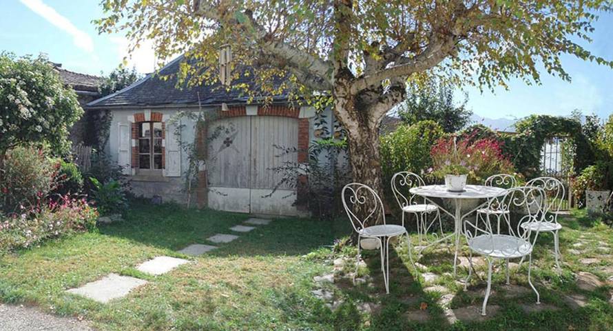 Gîte pour 3 personnes, avec vue et jardin à Soulan - 2