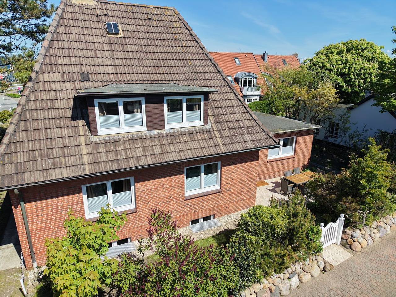 Großzügiges Wohnen, Haus mit Garten u. echtes Inselgefühl, zentral und strandnah in Westerland, Sylt (Gemeinde)