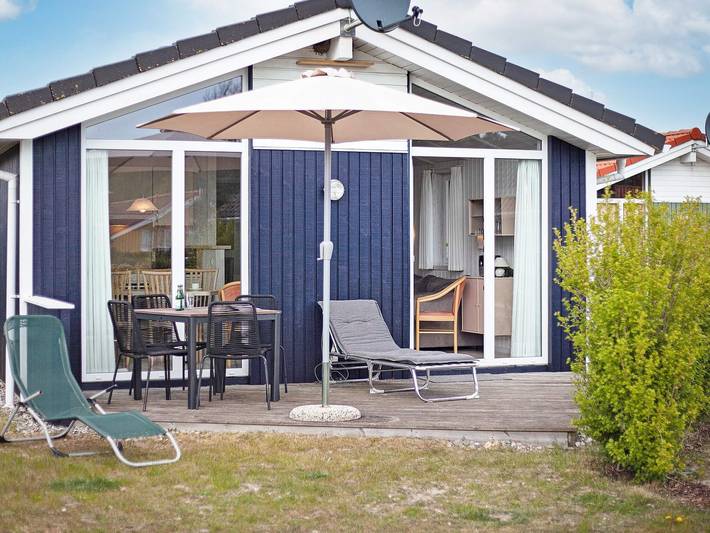 Ferienhaus für 4 Personen, mit Terrasse und Garten