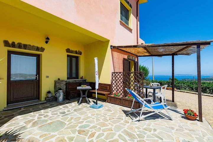 Gîte pour 2 personnes, avec jardin en Sardaigne