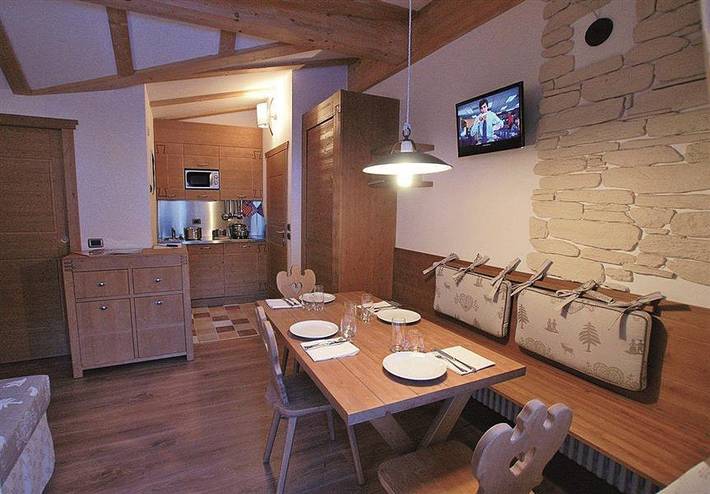 Gîte pour 4 personnes, avec Terrasse et Jardin ainsi que Bassin pour enfant et Piscine à Moena - 3