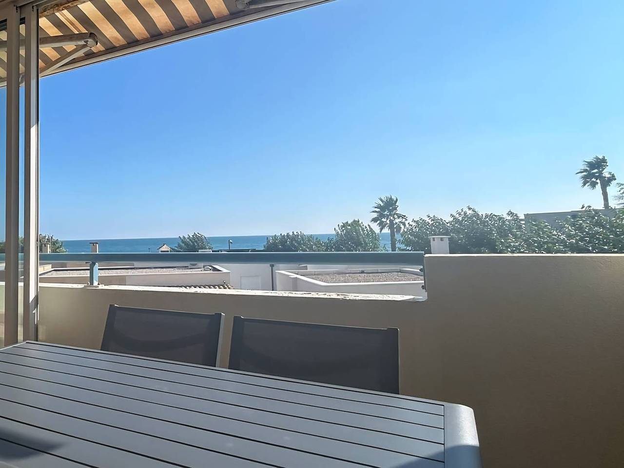 Appartement de vacances entier, 2 pieces vue mer rochelongue in Cap d'Agde, Agde