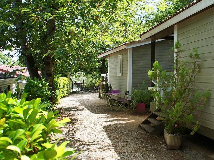 Chalet pour 4 personnes, avec bassin pour enfant en Ardèche - 2