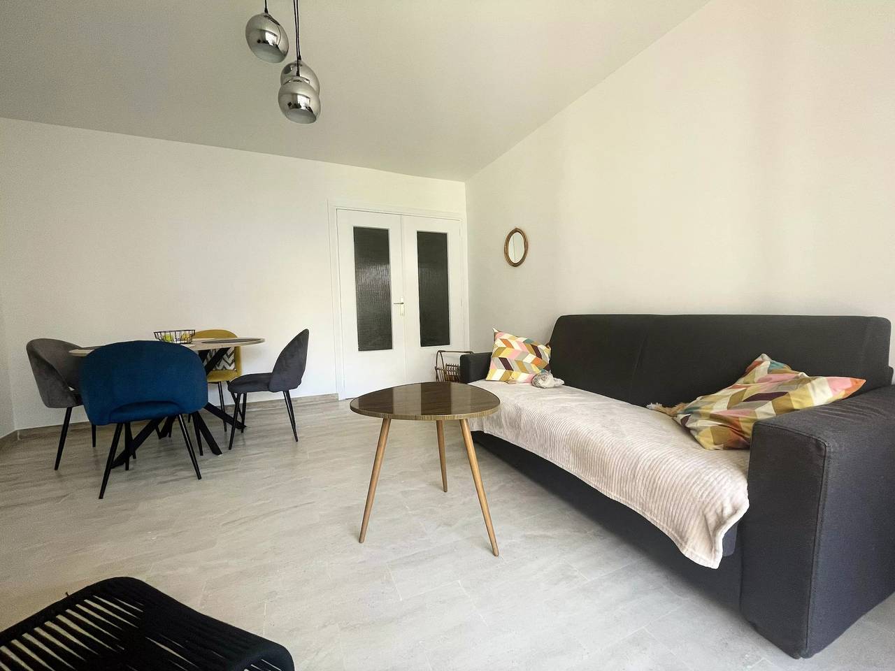 Appartement entier, Appartement climatisé 2 pièces 2 personnes - Confort in Sanary-sur-Mer, Côte méditerranéenne (France)