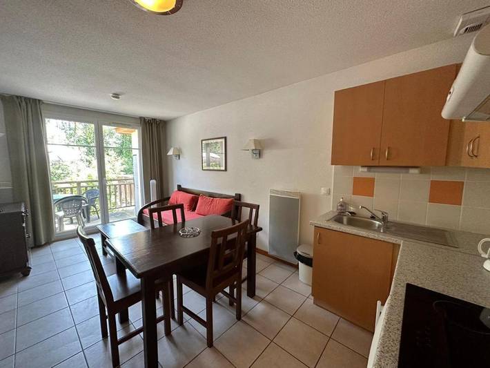 Gîte pour 5 personnes, avec piscine ainsi que terrasse et sauna, animaux acceptés à Sainte-Marie-la-Blanche - 2