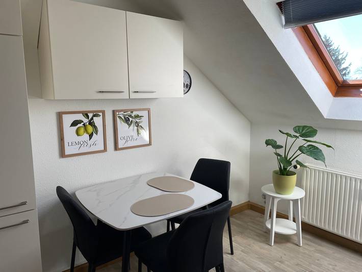 Entire apartment, Apartment 'Mein Kleines Reich' with Wi-Fi in Zwickau, Chemnitz (region)