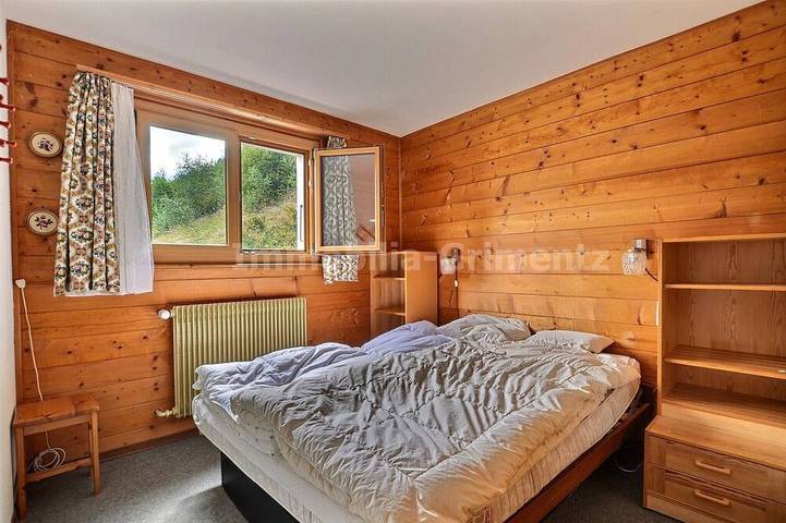 Appartement entier, Appartement de confort simple pour 4 à 6 personnes, salon avec 1 divan-lit, coin cuisine avec lave-v in Grimentz, Anniviers