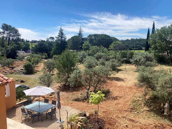 Gîte pour 4 personnes, avec jardin ainsi que terrasse et piscine à Draguignan - 4