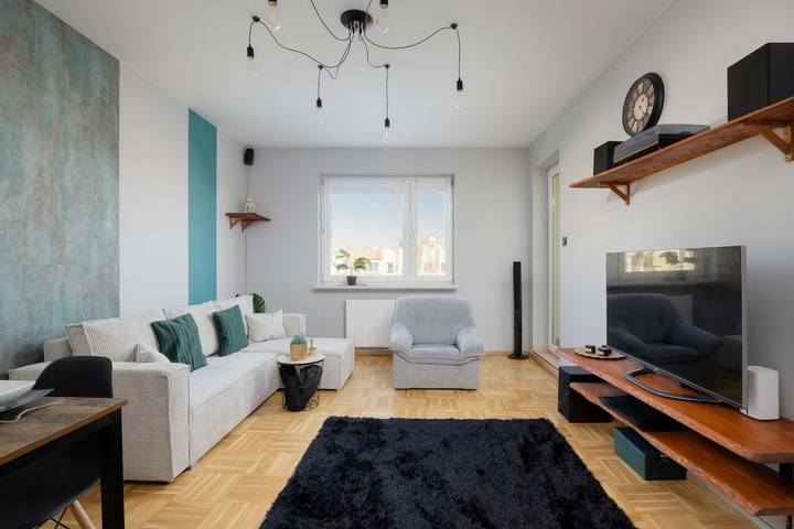 Apartament wakacyjny dla 4 osób, z balkon/ taras, zwierzęta dozwolone w Bielany (Warszawa)