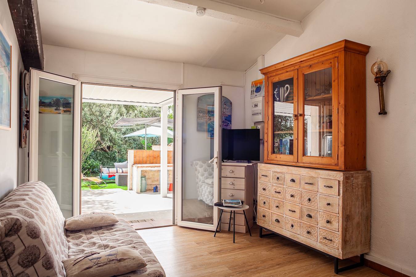 Le Cabanon de Valérie: 45 m² de interior y 700 m² de jardín con parking privado in Sanary-sur-Mer, Costa mediterránea (Francia)
