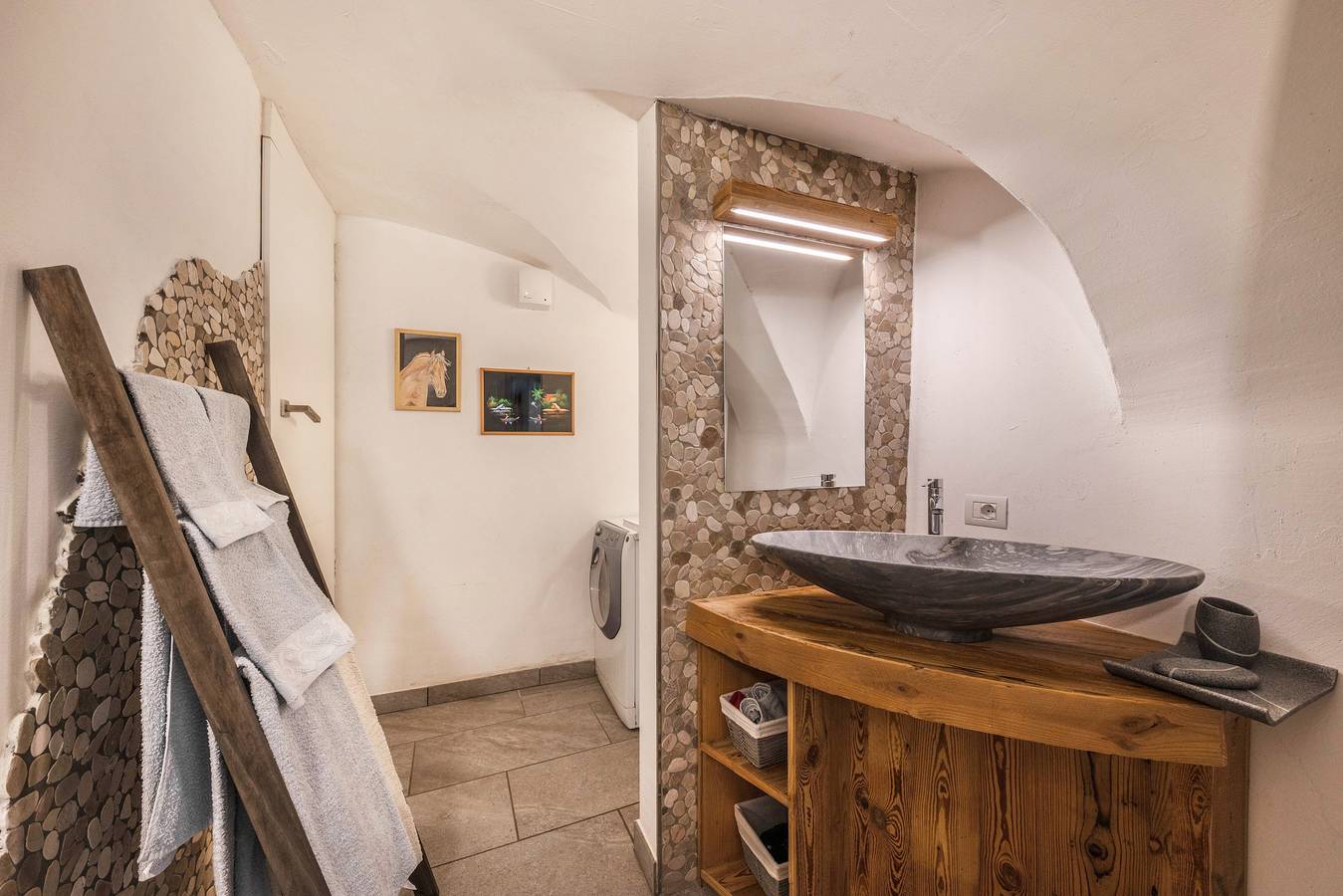 Appartement "Mariagrazia" met Uitzicht op de Bergen, Tuin & Turks Bad, foto 12