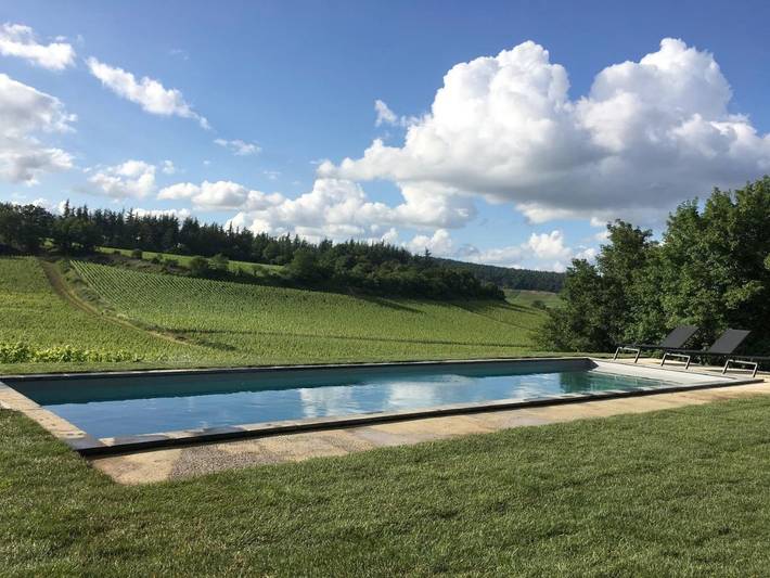 Location de vacances pour 8 personnes, avec piscine ainsi que jardin et vue, animaux acceptés à Mercurey - 2