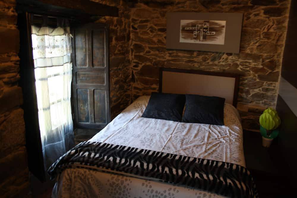 Entire apartment, A Place Of Peace And Luxury In Sanabria www.luzdehadas.com in Robleda-Cervantes, Zamora Province