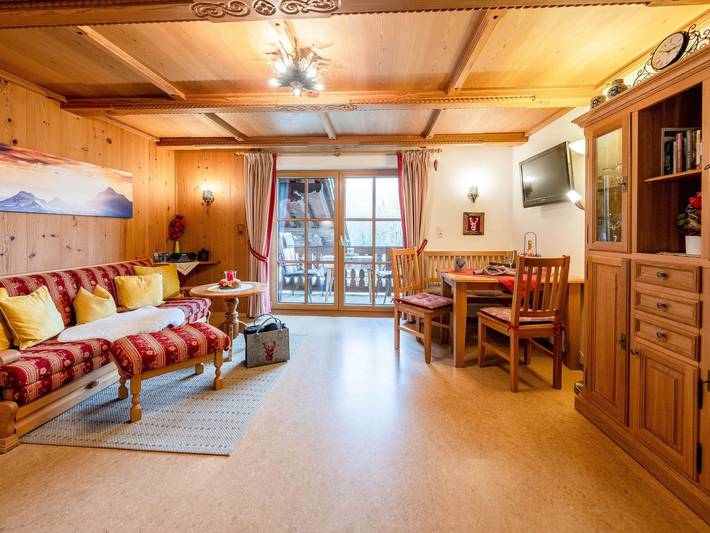 Ferienwohnung für 4 Personen, mit Balkon und Garten, kinderfreundlich in Wallgau