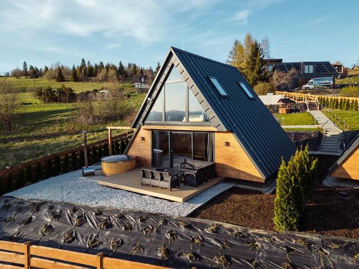 Dom dla 6 osób, z Jacuzzi i Taras oraz Ogród i Widok w Koniaków