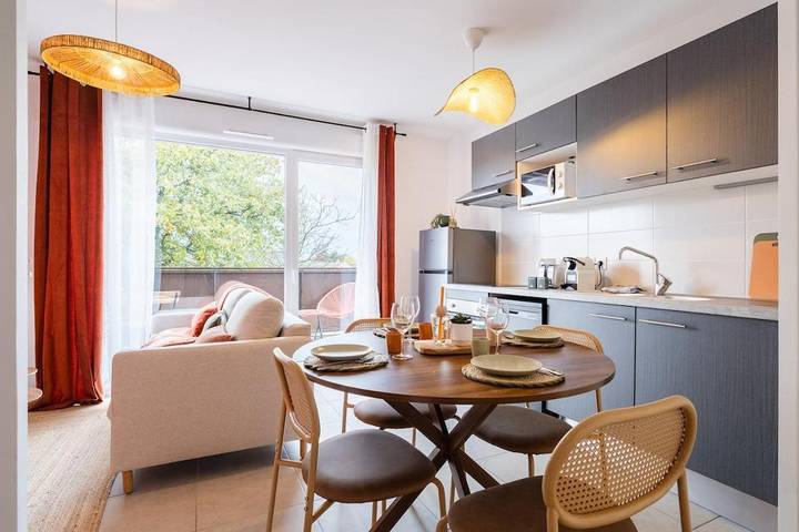 Gîte pour 5 personnes, avec Balcon à Bruguières