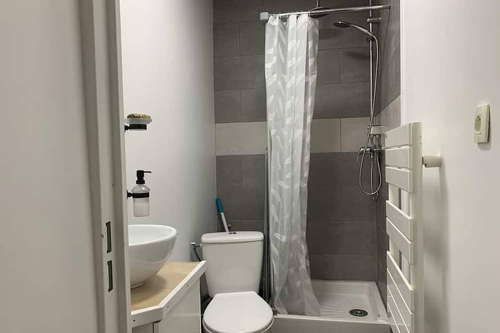 Gîte pour 2 personnes, avec terrasse, animaux acceptés dans Grands Thermes de la Bourboule - 3