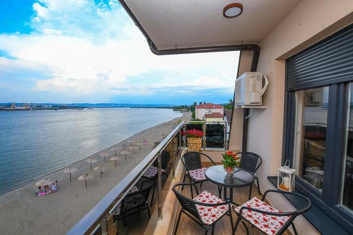 Appartement de vacances pour 6 personnes, avec terrasse et vue