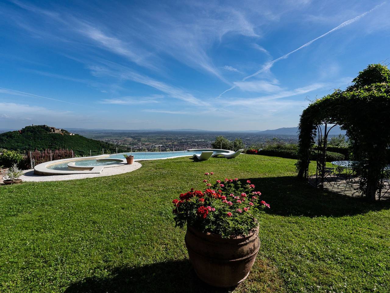 Für 10 Personen in Montecatini Tere, Toskana (Provinz Pistoia) in Montecatini-Terme, Pistoia Provinz