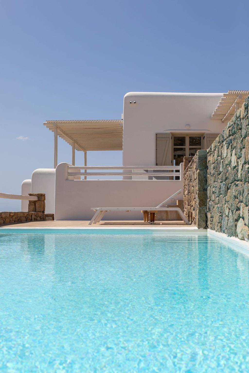 Renovated Luxury Oceanview Villa with Pool in Mykonos in Mykonos