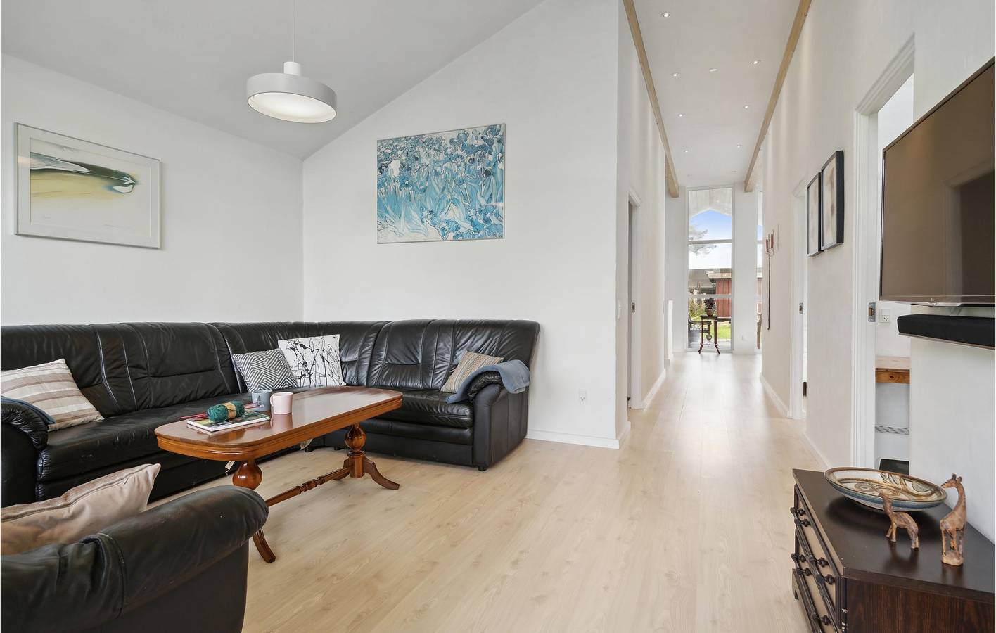 Holiday home for 7 people with terrace in St. Sjørup, Djursland