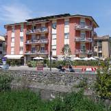 Appartement De Vacances pour 4 Personnes dans Garde, Montagnes autour du lac de Garde, Photo 2