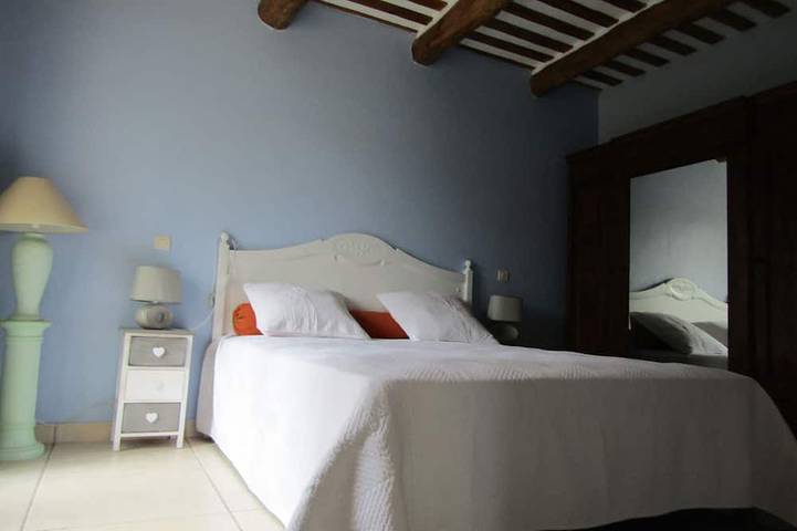 Gîte pour 4 personnes, avec jardin et terrasse à Loriol-du-Comtat - 2