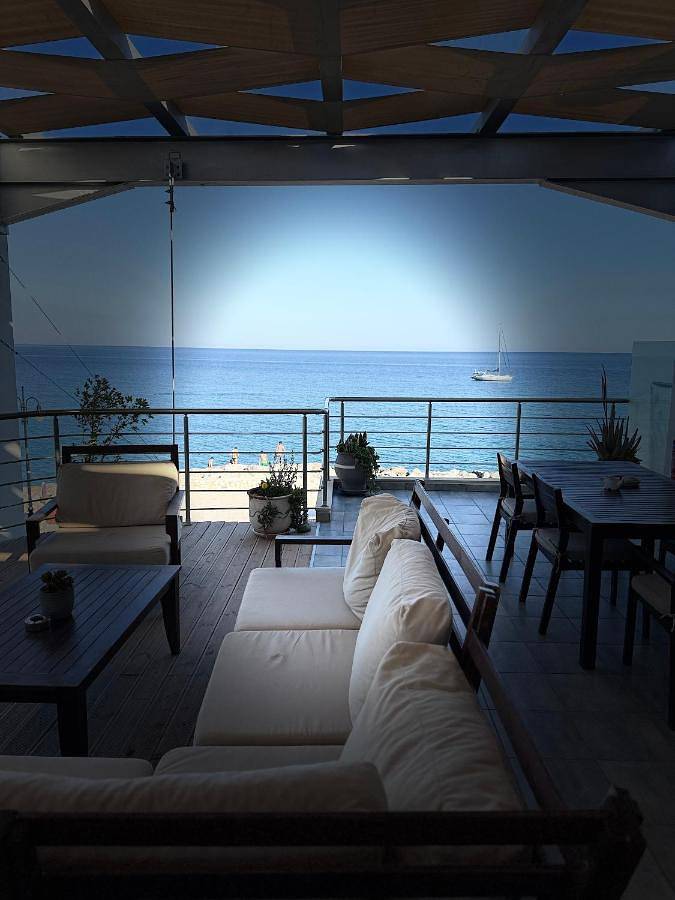 Gîte pour 4 personnes, avec Balcon ainsi que Terrasse et Vue dans Palaiochora - 4