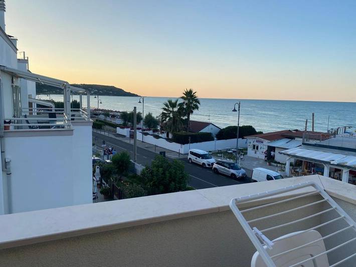 Appartamento per 4 persone, con Balcone e Terrazza nonché Panorama a Fossacesia Marina