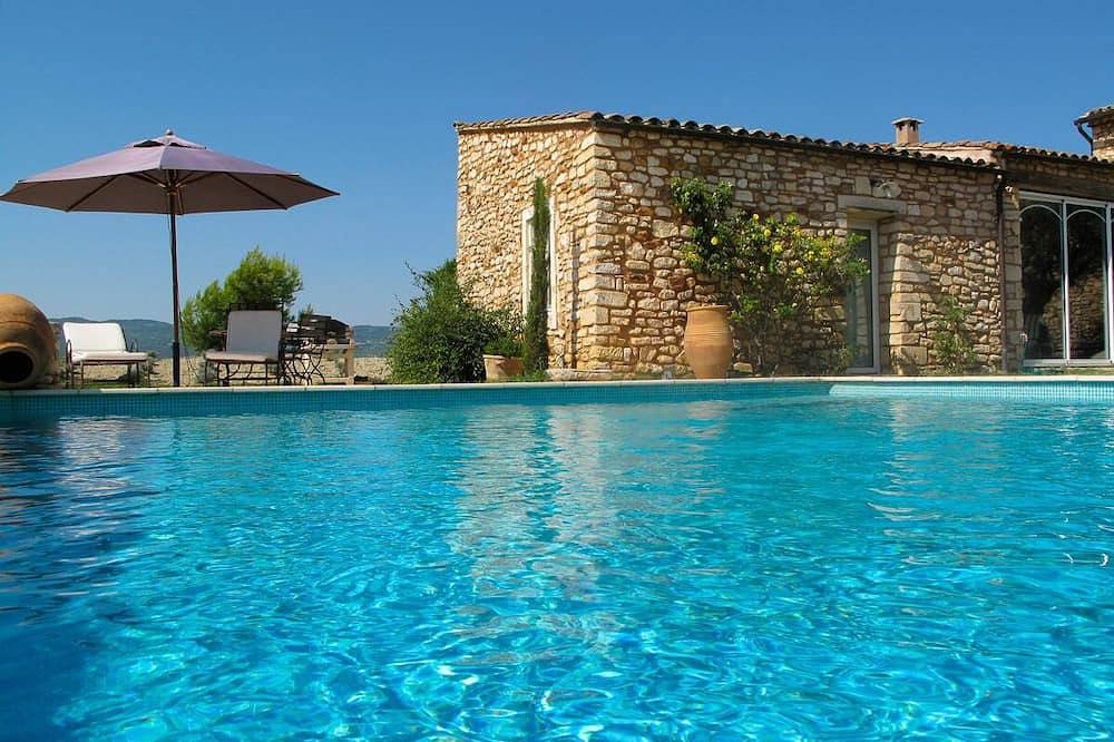 Petite maison près de Roussillon avec vue in Roussillon, Parc naturel régional du Luberon