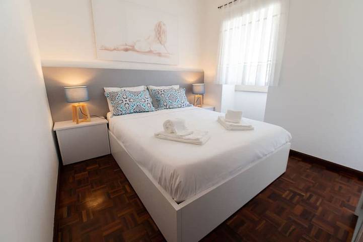 Villa-Familiar-Baño privado con ducha-Vista al Mar in Praia da Nazaré, Leiria District