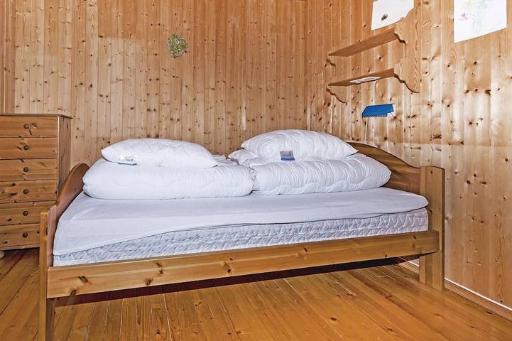 Stunning home in Steinstø in Kvam herad