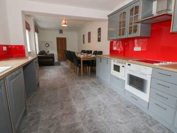 Cottage for 10 People in Haltwhistle, Kielder Forest Park, Photo 4