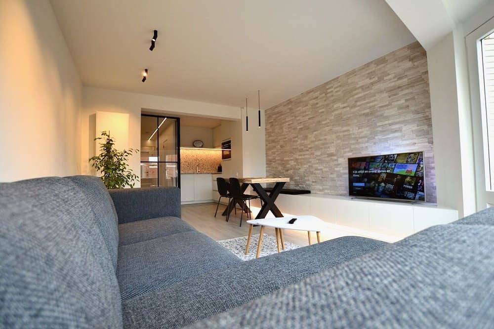Ganze Wohnung, Luxurious and spacious apartment 100 meters from the sea in Koksijde-Bad, Koksijde