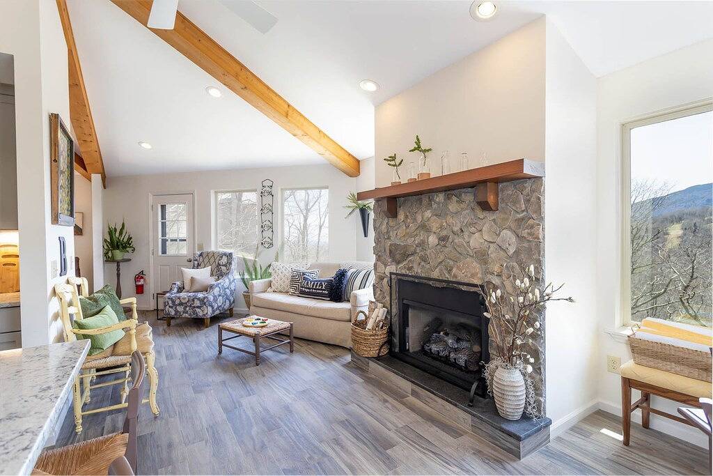 High-Elevation Luxury Retreat in Blue Ridge Parkway, Seven Devils