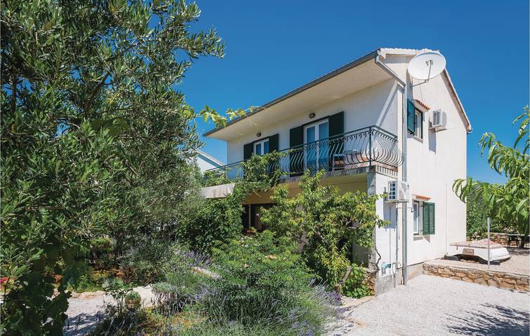 Ferienhaus für 8 Personen, mit Terrasse, mit Haustier in Grad Šibenik - 2