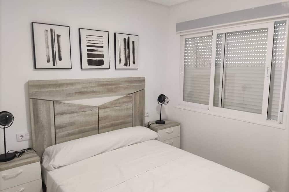 Modern 3-bed house in Santa Rosalia Village fully equipt with swimming pool in Los Alcázares, Costa Cálida