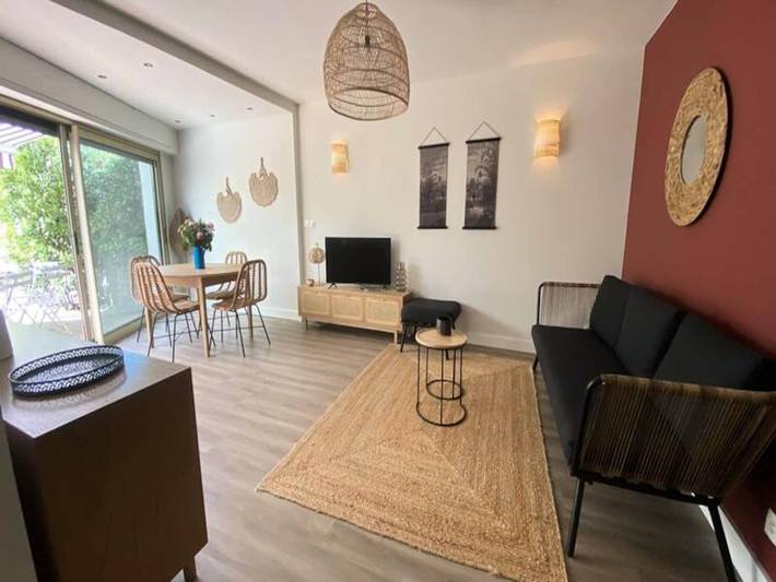 Gîte pour 4 personnes, avec terrasse, adapté aux familles dans Plage de Portissol - 3