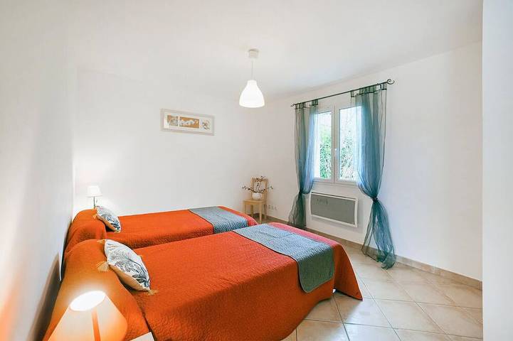 Location de vacances pour 6 personnes, animaux acceptés à Bordezac - 2